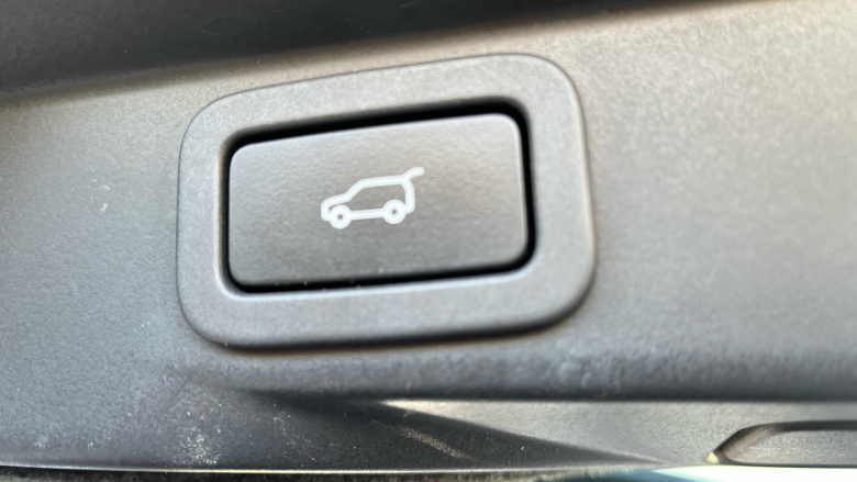 Land Rover Range Rover Sport 3.0 SDV6 HSE 5dr Auto Diesel Estate